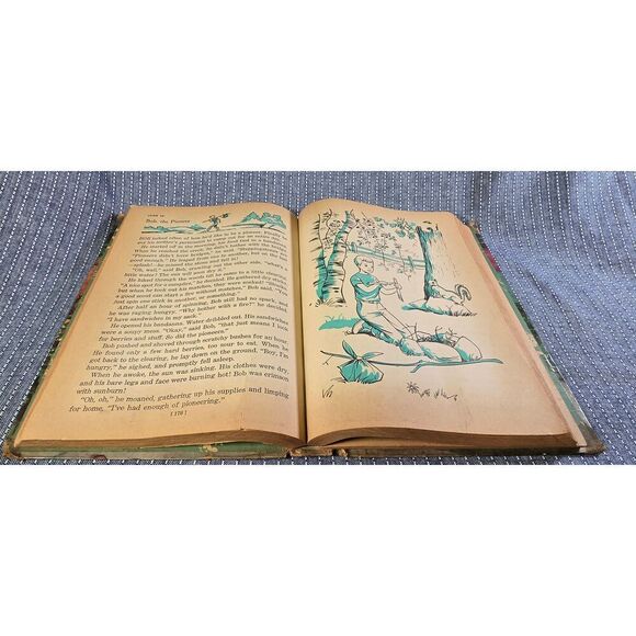 Vintage 365 Bedtime Stories, Nan Gilbert, Whitman Publishing Company, 1955, - Picture 5 of 6